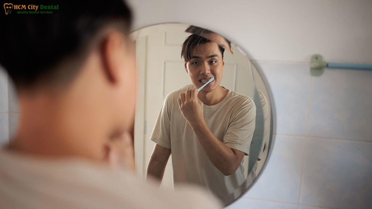brushing-your-teeth-before-breakfast-3-dr-cuong-hcmc-dental-clinic-dr-cuong-hcmc-dental-clinic