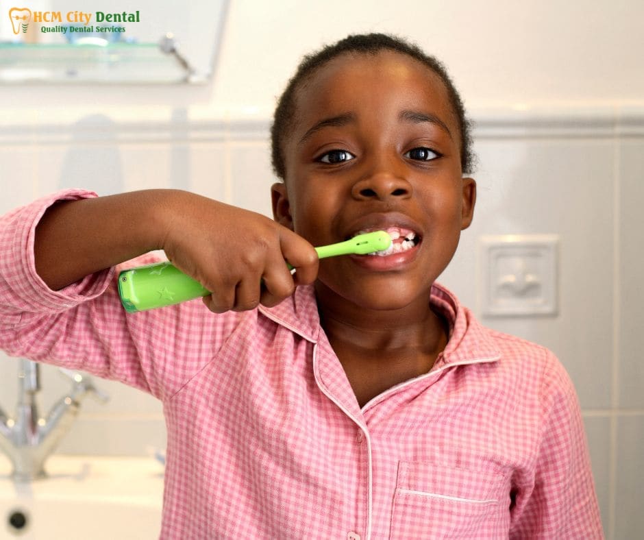 brushing-your-teeth-before-breakfast-5-dr-cuong-hcmc-dental-clinic-dr-cuong-hcmc-dental-clinic