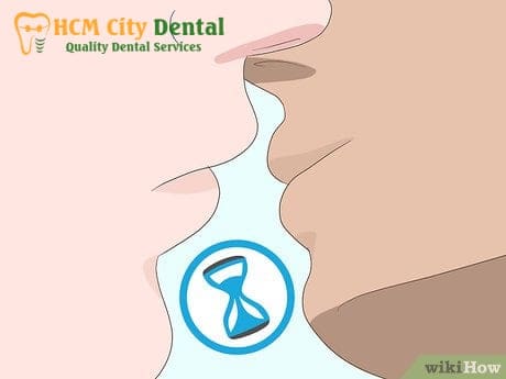 can-people-with-braces-kiss-2-dr-cuong-hcmc-dental-clinic-dr-cuong-hcmc-dental-clinic