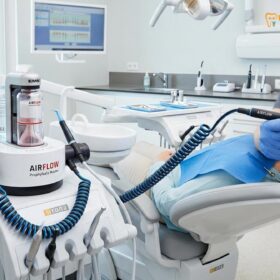 Airflow Teeth Cleaning Price Saigon: Clinical Guide & Costs