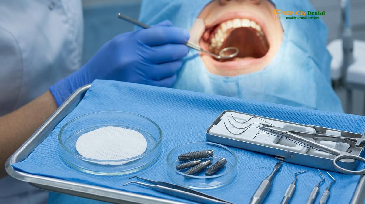 Visual description of dental implant complications