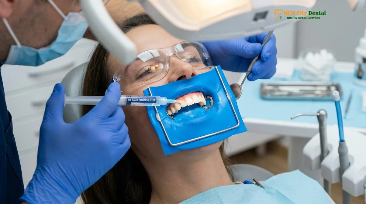Clinical photography related to whitening for smokers coffee stains