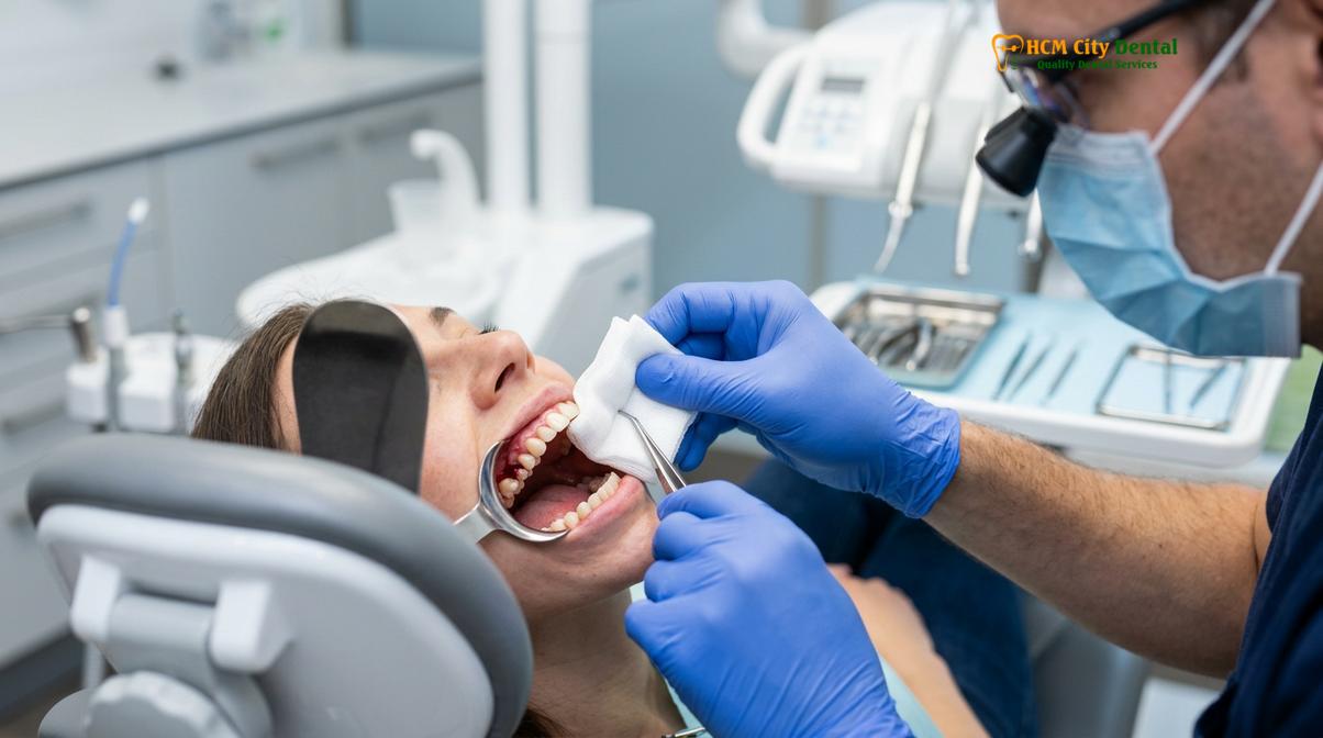 Visual description of Tooth Extraction Cost Vietnam vs UK Canada
